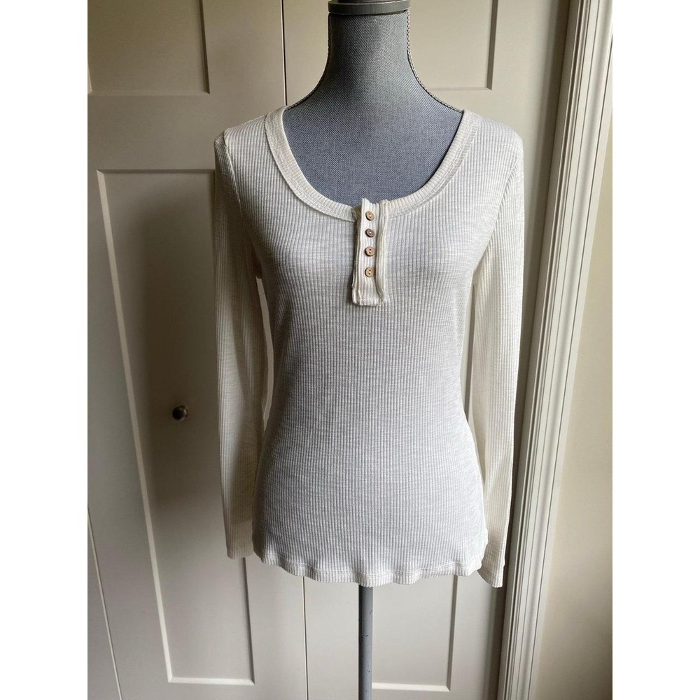 Henley Shirt Medium White Stretch Thermal Top Fitted Layering Cottage Core s48